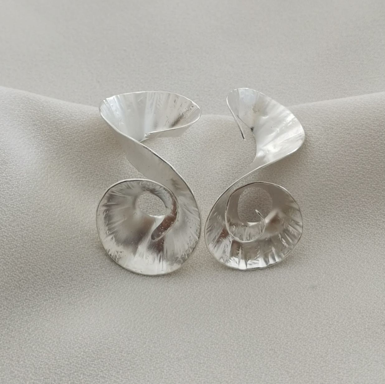 Handcrafted Small Spiral Earrings sterling silver 950 artisan jewelry front view