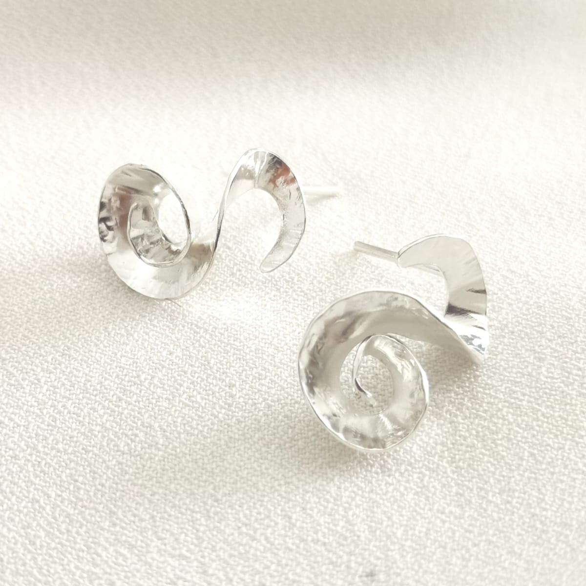 Handcrafted Small Spiral Earrings sterling silver 950 artisan jewelry side