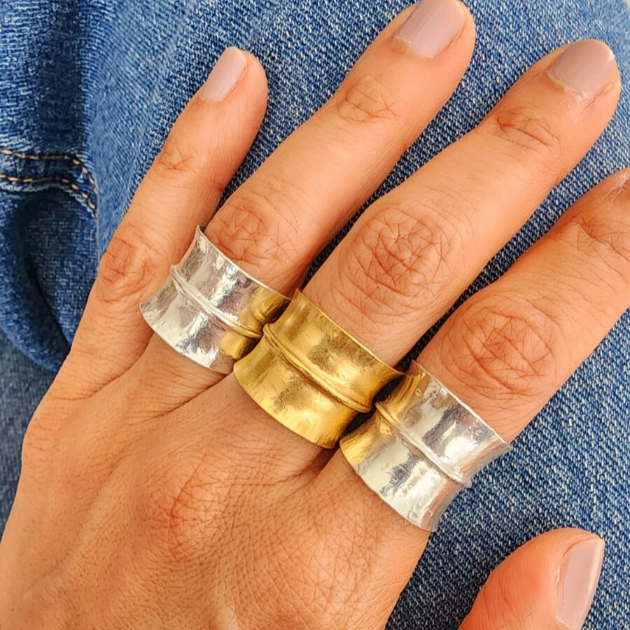 Handcrafted Wide Leaf Ring sterling silver 950 adjustable artisan jewelry lifestyle