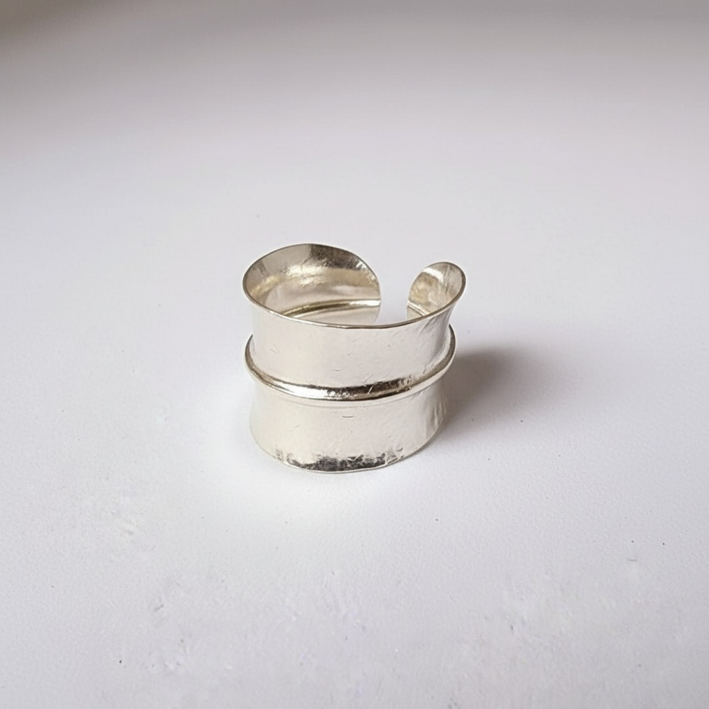 Handcrafted Wide Leaf Ring sterling silver 950 adjustable artisan jewelry front